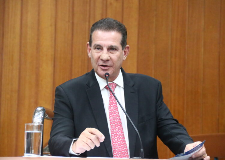 Para o presidente do PSD Goiás, o senador Vanderlan Carodoso, a retirada do nome do prefeito Vilmar Mariano (União Brasil) do cenário eleitoral de Aparecida de Goiânia gerou “trauma” político.