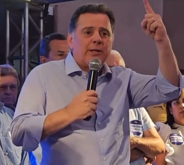 Marconi Perillo quer desafiar Caiado e Daniel e dá sinais de candidatura pela 5ª vez