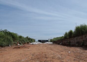 Menos de uma semana após limpeza, Prefeitura de AP flagra novos descartes irregulares no Buriti Sereno