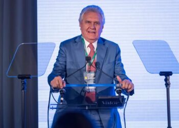 Caiado afirma que vai anistiar Bolsonaro