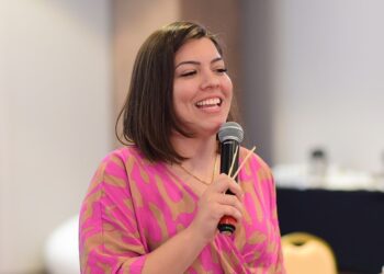 Aparecida: Secretária é reconduzida ao CEE por mais um mandato