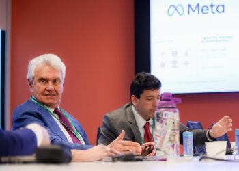 Caiado em reunião com diretores do Meta | Fotos: Divulgação