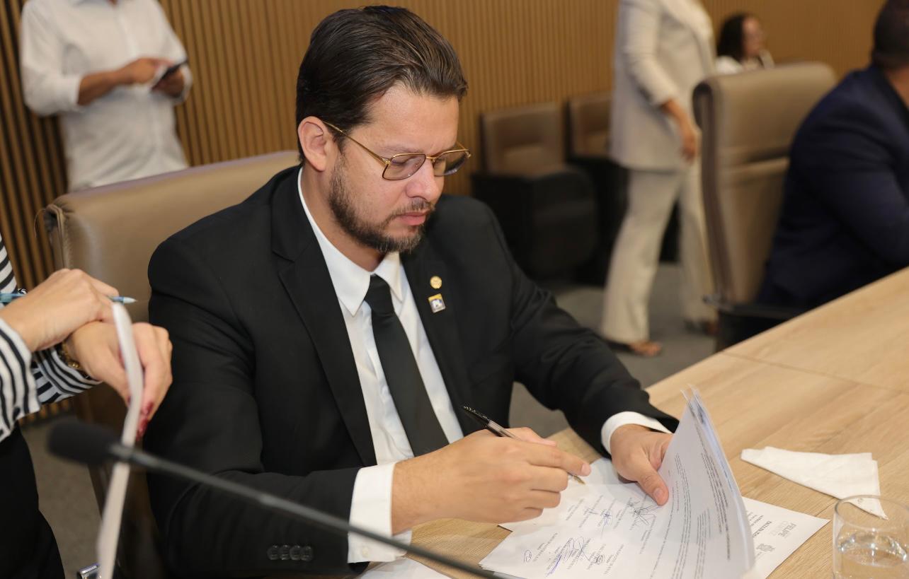 Câmara de Aparecida analisa proposta de isenção de IPTU para moradores que não têm asfalto