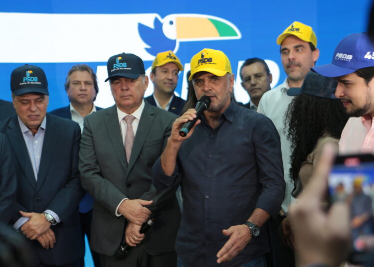 Aécio Neves aparece ao lado de Marconi Perillo em momento de articulação política: PSDB quer ampliar alianças com outras siglas | Foto: PSDB/Divulgação