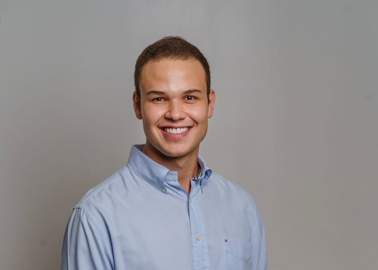 Com aval de Mendanha e Renato de Castro, Almeidinha prepara terreno em Aparecida