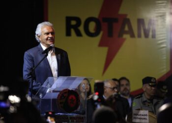 Caiado disponibiliza tropas goianas ao Rio de Janeiro