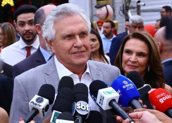 Caiado apresenta arritmia cardíaca e é levado ao Hospital Vila Nova Star, em São Paulo