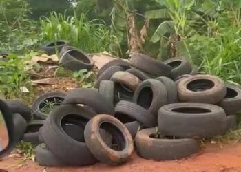 Moradora afirma que “tudo que não presta” é descartado na Av. Marechal Rondon, no Buriti Sereno