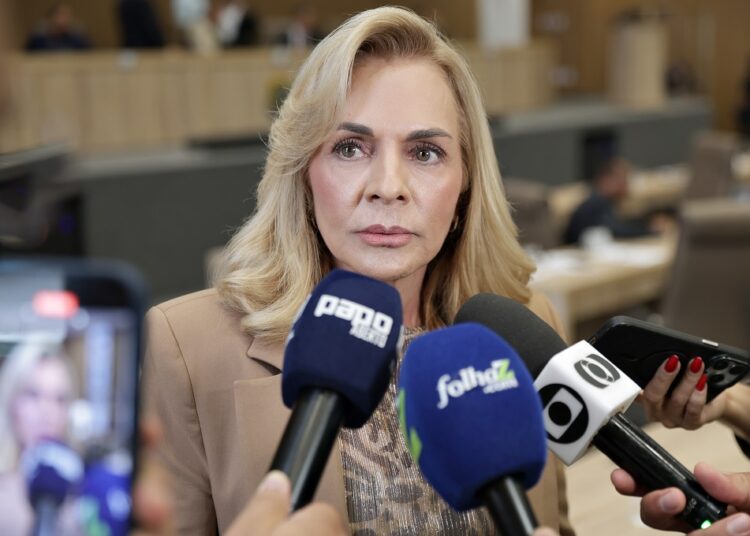 Marcia Tinoco durante entrevista coletiva | Foto: Marcelo Silva